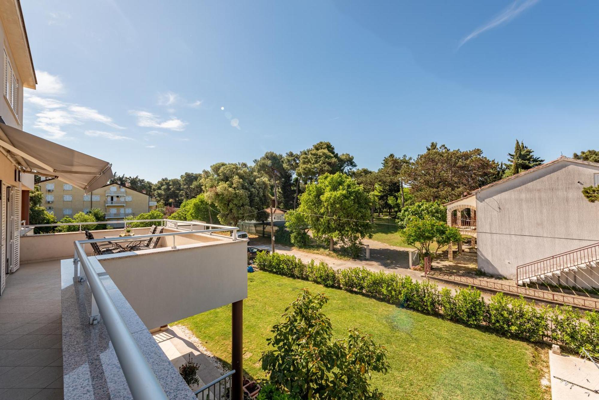 Apartments L&D Biograd Na Moru Esterno foto